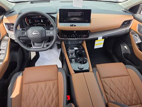 New 2026 Nissan Rogue Platinum w/ Platinum Premium Package AWD/4WD image 9