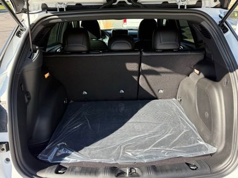 New 2025 Jeep Compass Latitude w/ Sun & Sound Group image 27