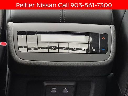 New 2026 Nissan Pathfinder SL w/ SL Premium Package FWD image 13