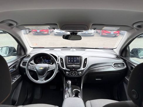 Used 2021 Chevrolet Equinox LT FWD image 25
