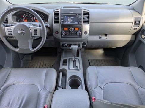 Used 2019 Nissan Frontier SL image 15