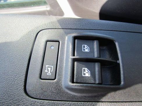 Used 2024 RAM ProMaster 2500 w/ Power Group FWD image 12