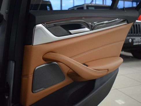 Used 2018 BMW 540i image 45