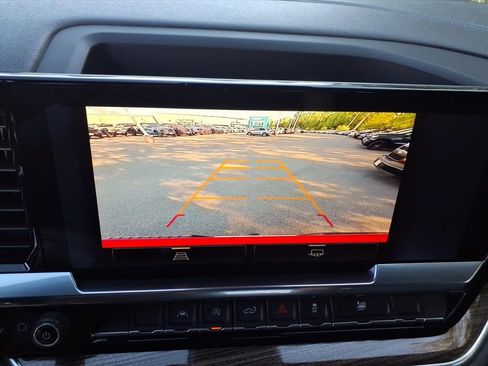 Certified 2023 Chevrolet Silverado 1500 LT AWD/4WD image 20