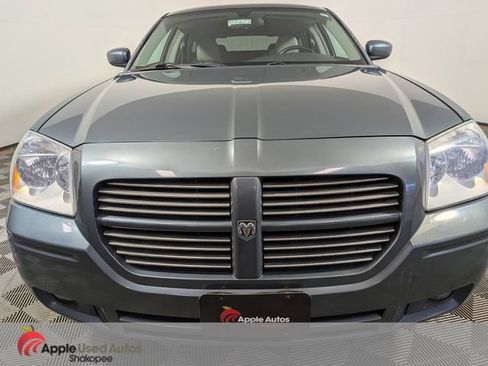Used 2005 Dodge Magnum R/T AWD/4WD image 5