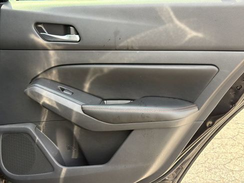 Used 2022 Nissan Altima 2.5 SR w/ Midnight Edition Package FWD image 24