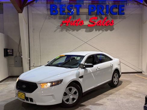 Used 2019 Ford Taurus Police Interceptor AWD image 3