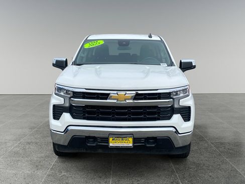 Used 2025 Chevrolet Silverado 1500 LT image 8