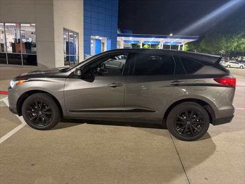 Used 2025 Acura RDX SH-AWD image 8