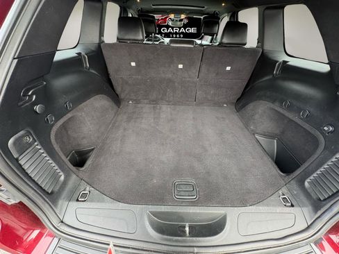 Used 2018 Jeep Grand Cherokee Altitude image 34