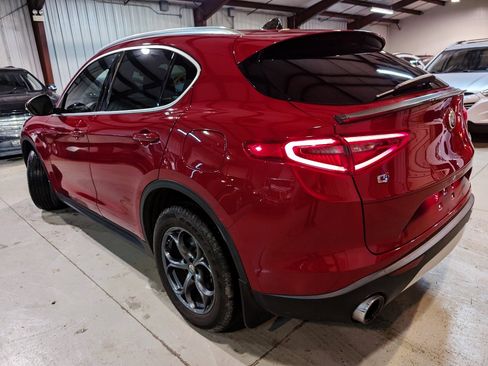 Used 2019 Alfa Romeo Stelvio AWD image 7