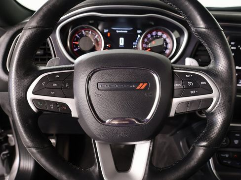 Used 2016 Dodge Challenger R/T Scat Pack image 3