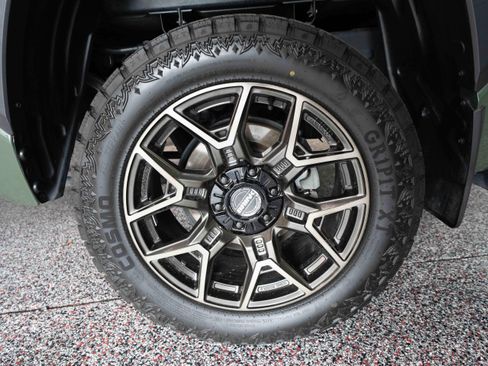Used 2023 Toyota Tundra SR5 w/ SR5 Premium Package AWD/4WD image 28