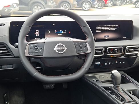 New 2026 Nissan Sentra SR w/ Floor Mat Package FWD image 17