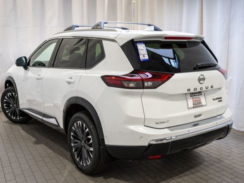 New 2026 Nissan Rogue Platinum w/ Platinum Premium Package image 4