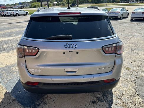 Used 2021 Jeep Compass Limited FWD image 7