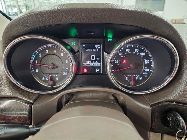 Used 2012 Jeep Grand Cherokee Laredo w/ Laredo E Group AWD/4WD image 17