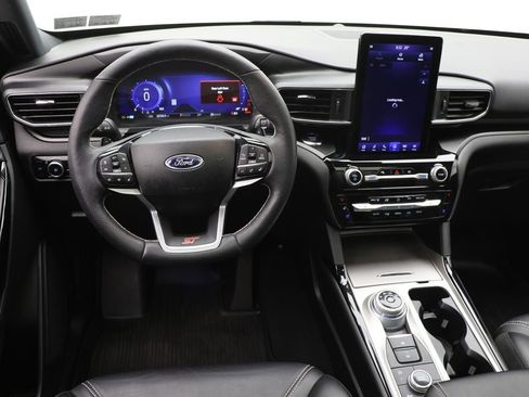 Used 2023 Ford Explorer ST w/ Technology Package image 15