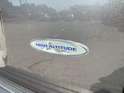 Used 2015 Jeep Patriot High Altitude FWD image 30