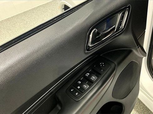 Used 2025 Dodge Durango R/T image 37