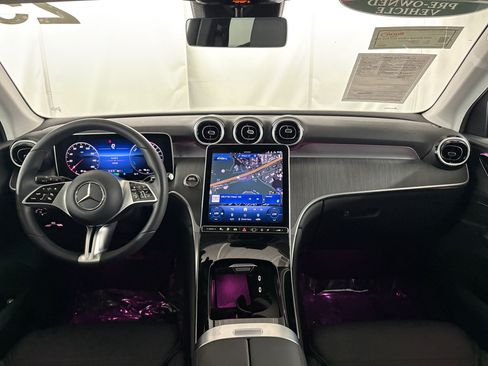 Certified 2025 Mercedes-Benz GLC 350e 4MATIC image 15