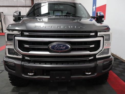 Used 2020 Ford F250 Platinum w/ FX4 Off-Road Package AWD/4WD image 16