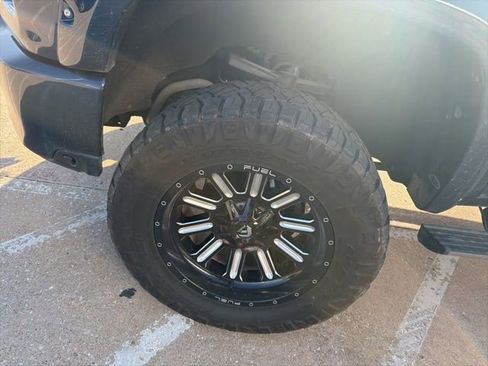 Used 2022 Chevrolet Silverado 2500 High Country w/ Z71 Off-Road Package image 7