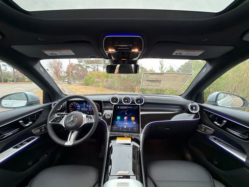 New 2026 Mercedes-Benz GLC 300 image 2