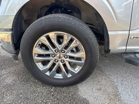 Used 2025 Ford F150 Lariat w/ Equipment Group 501A Mid AWD/4WD image 9