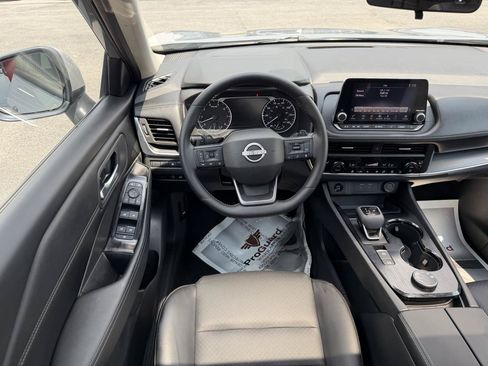 Used 2026 Nissan Rogue SV w/ SV Premium Package AWD/4WD image 17