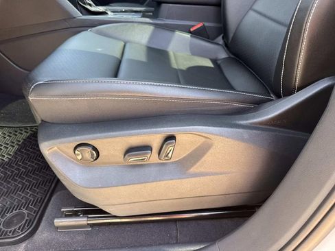 Used 2023 Volkswagen Atlas SE image 19