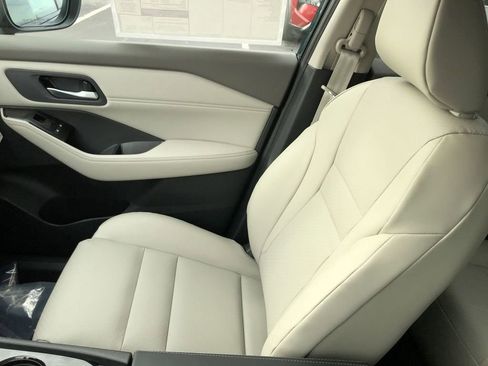 New 2026 Nissan Rogue SV image 31