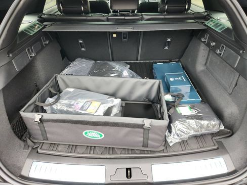 New 2026 Land Rover Range Rover Velar Belgravia AWD/4WD image 14