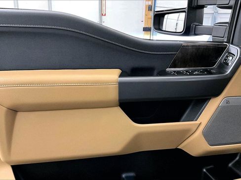 Certified 2025 Ford F250 Lariat w/ Lariat Ultimate Package image 22