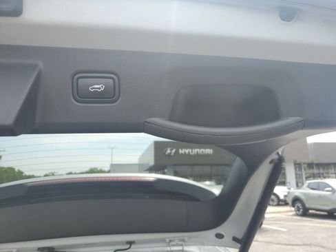 Used 2025 Hyundai Tucson SEL AWD/4WD image 58