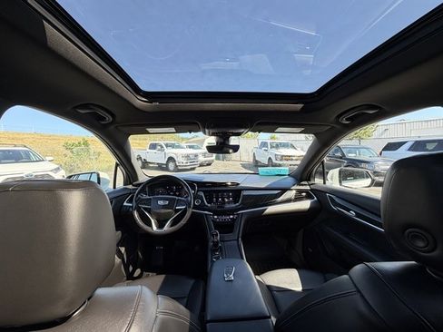 Used 2021 Cadillac XT6 Premium Luxury AWD/4WD image 16