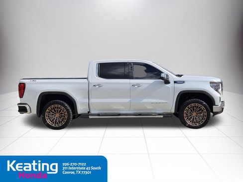 Used 2024 GMC Sierra 1500 SLT AWD/4WD image 9