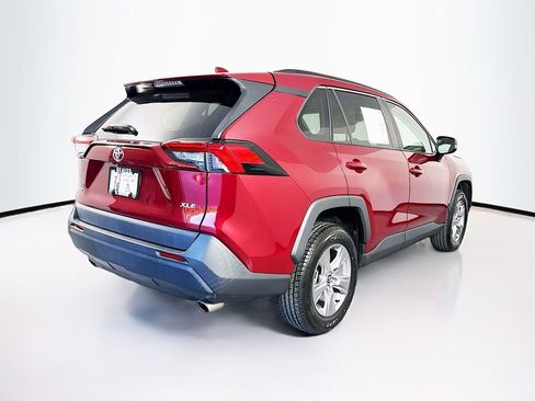 Used 2022 Toyota RAV4 XLE w/ Convenience Package image 10