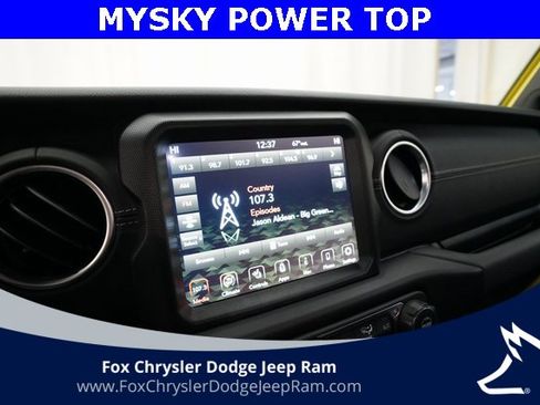 Used 2023 Jeep Wrangler Unlimited Sahara w/ Cold Weather Group image 6