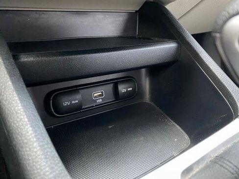 Used 2022 Kia Forte LXS w/ LXS Technology Package image 21