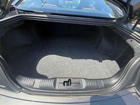 Used 2019 Ford Mustang GT Premium RWD image 9