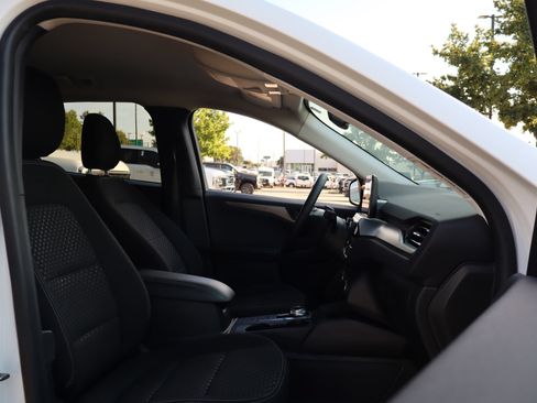 Used 2023 Ford Escape Active FWD image 30