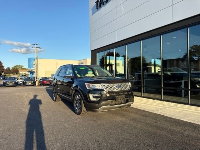 Used 2016 Ford Explorer Platinum AWD/4WD image 1