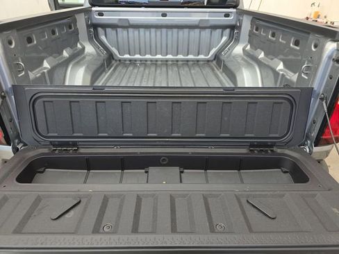 New 2026 GMC Canyon Elevation w/ Convenience Package image 11