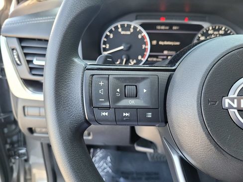 Used 2023 Nissan Rogue SV FWD image 22
