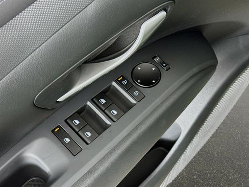 New 2026 Hyundai Santa Cruz SE FWD image 18
