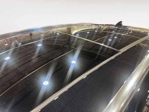 Used 2026 Genesis GV70 2.5T Select AWD/4WD image 32