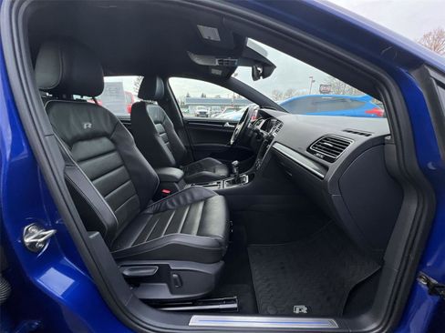 Used 2019 Volkswagen Golf R 4-Door image 25