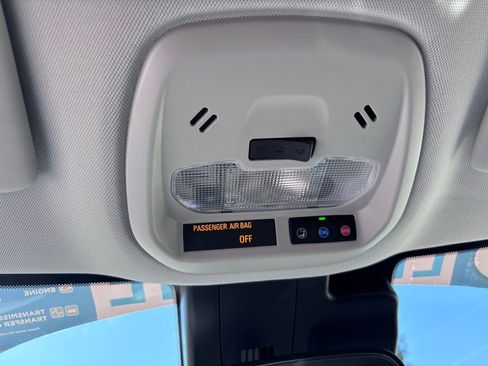 New 2025 Chevrolet Trax LT image 24