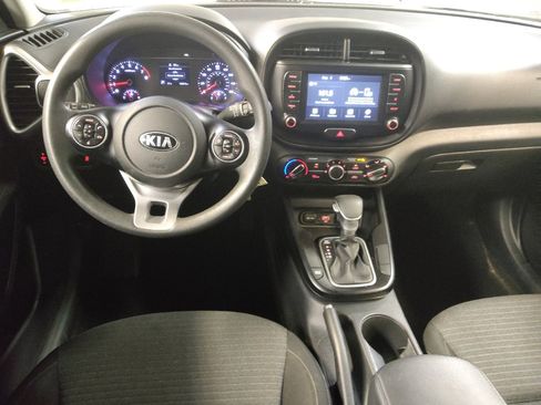 Used 2021 Kia Soul S FWD image 22